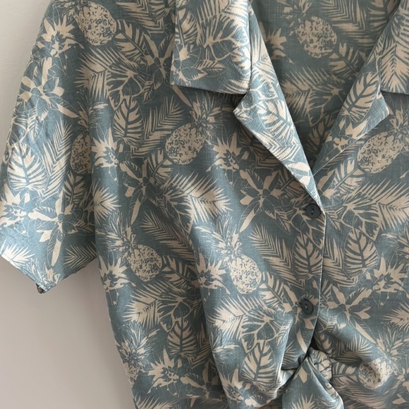 MOD REF BUTTON UP/TIE FRONT SHIRT size L - Picture 4 of 5
